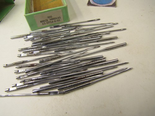Reece 0754 111 buttonhole - 02-0754-0-111,